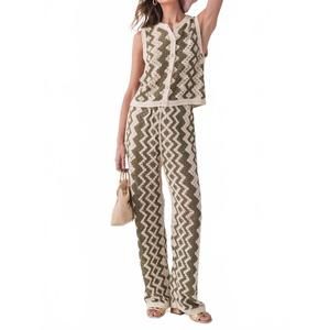 NEW RD INTERNATIONAL crochet pull on pants in green & beige